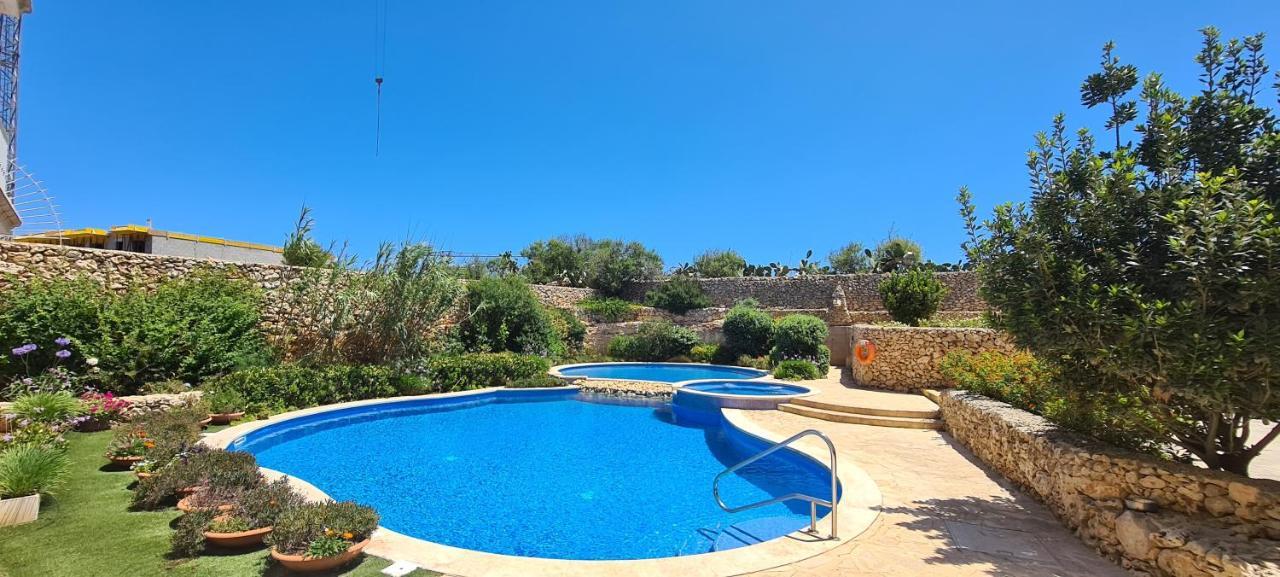 Appartement Il Bejta penthouse à Qala Extérieur photo