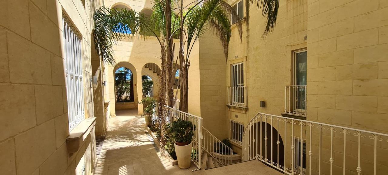 Appartement Il Bejta penthouse à Qala Extérieur photo