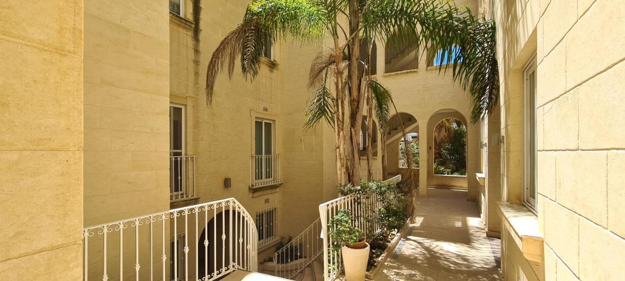 Appartement Il Bejta penthouse à Qala Extérieur photo