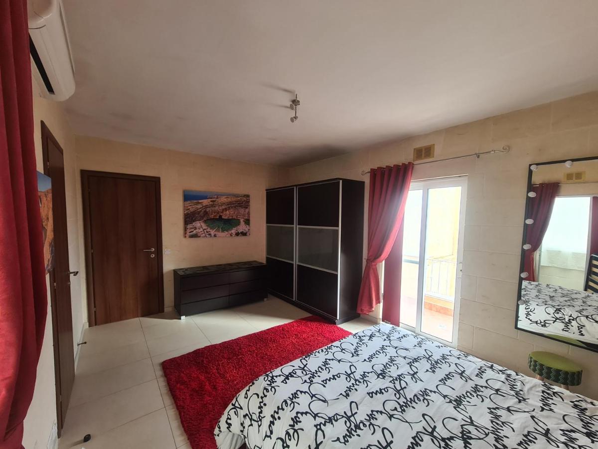 Appartement Il Bejta penthouse à Qala Extérieur photo