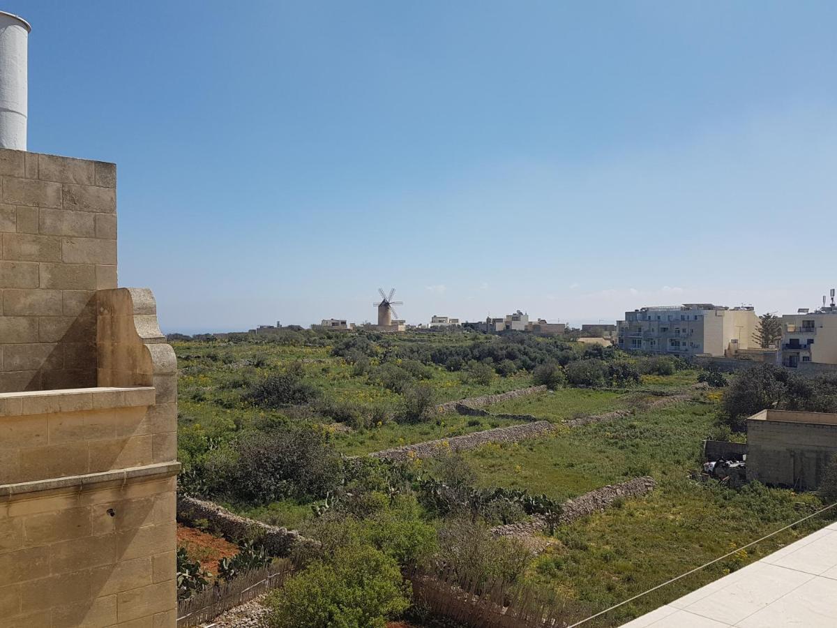 Appartement Il Bejta penthouse à Qala Extérieur photo